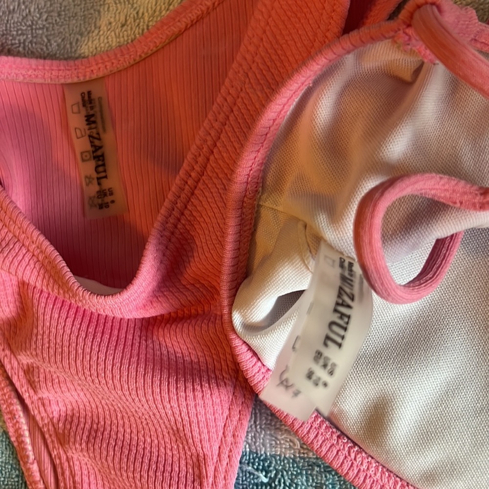 Matching bathing suit set - Picture 5 of 5